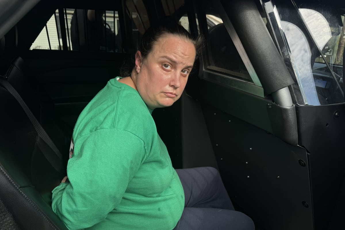 preloaded gallery image