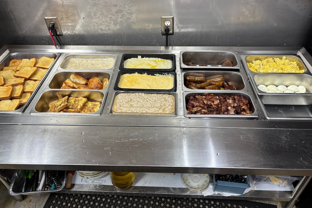 preloaded gallery image