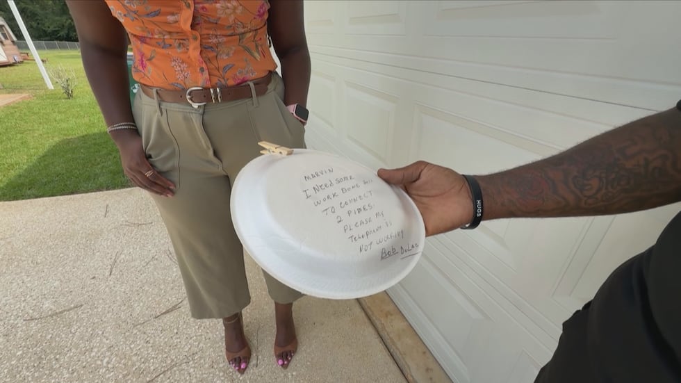 'Internet Grandpa' dies: Albany neighbor rallies to bring viral veteran home