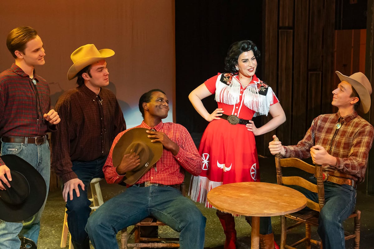 preloaded gallery image