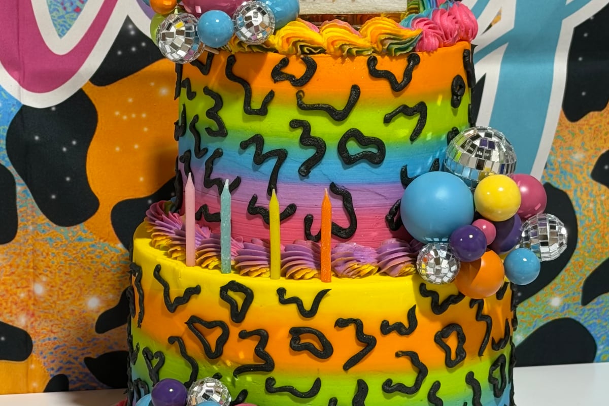 preloaded gallery image