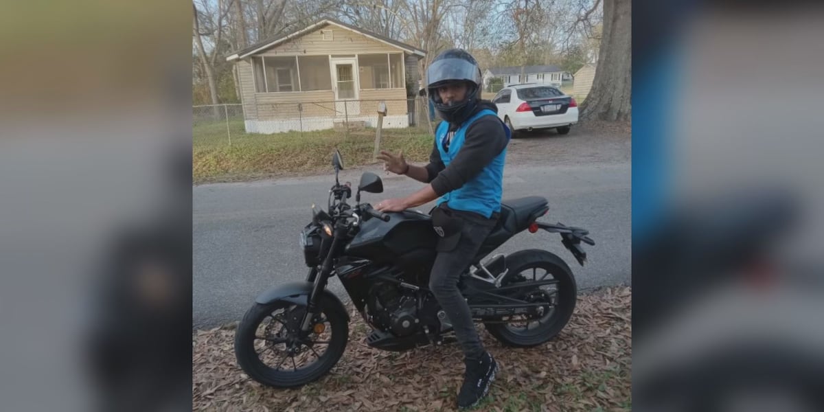 South Georgia motorcyclists pay tribute to teen crash victim in Dougherty County South Georgia motorcyclists pay tribute to teen crash victim in Dougherty County