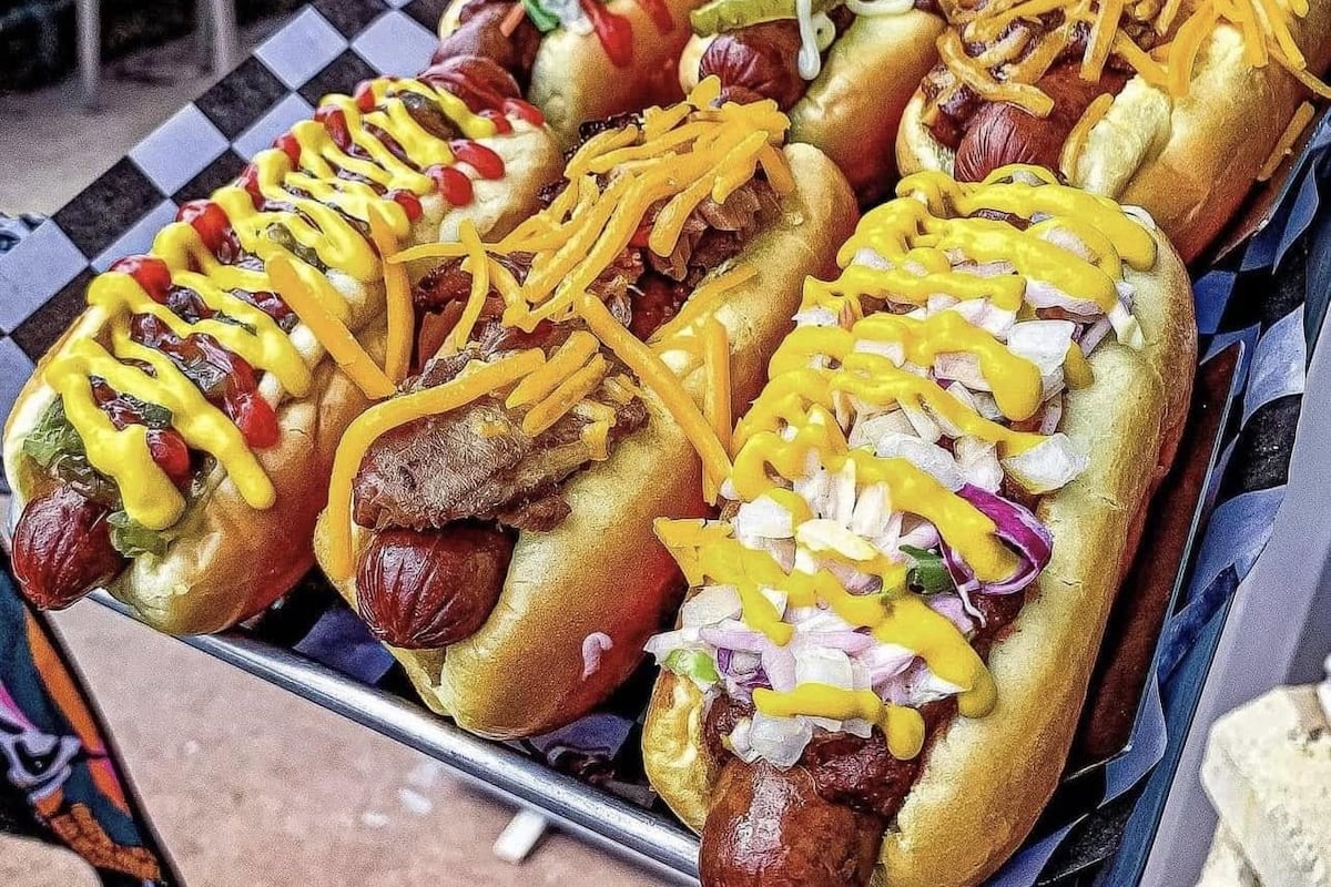 preloaded gallery image