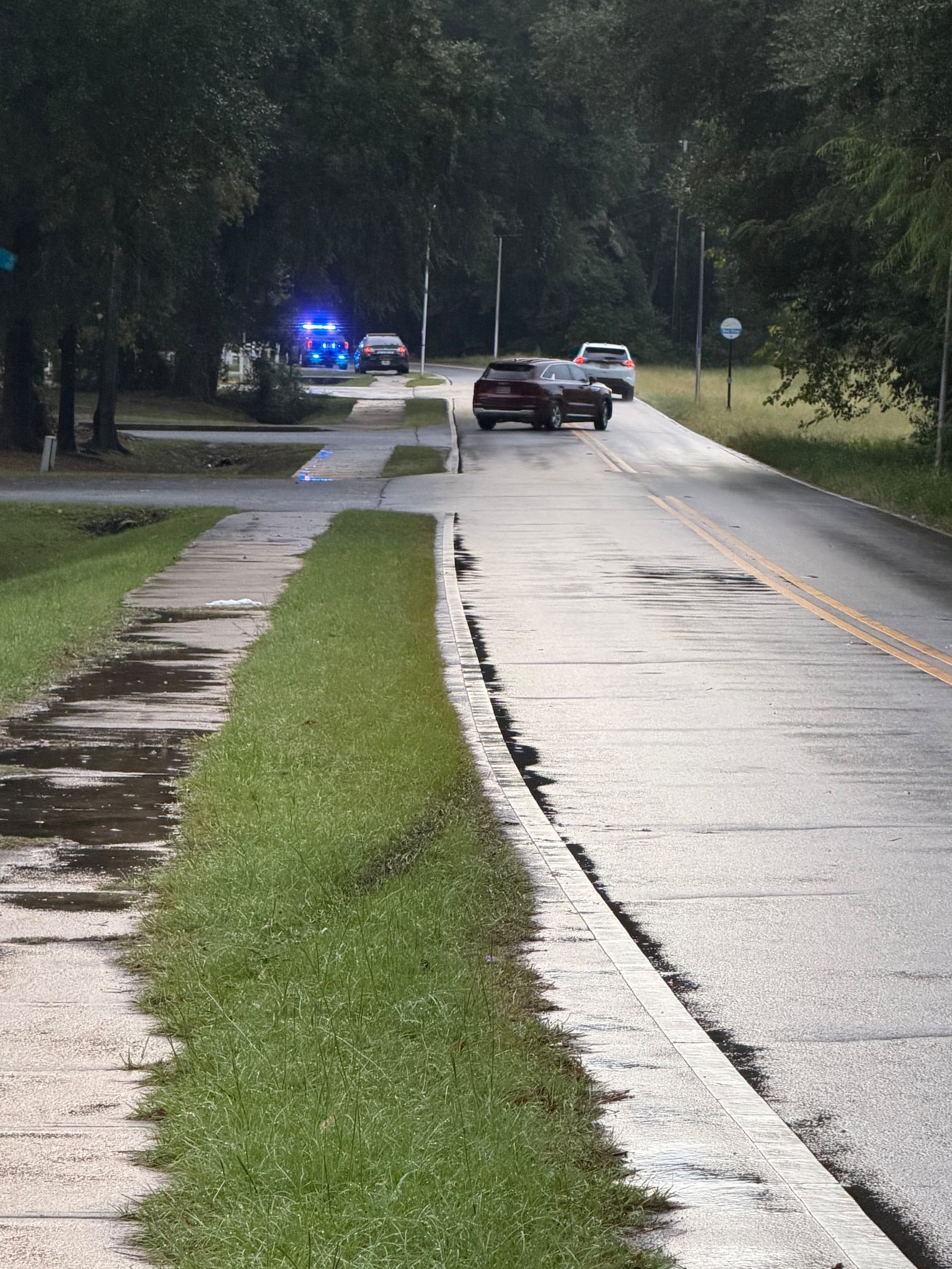 1 injured in Saturday evening shooting on Habersham in Albany, witnesses say