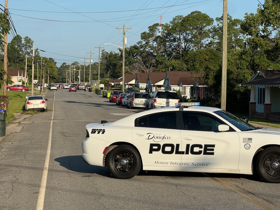 2 found dead in Douglas; Police investigating