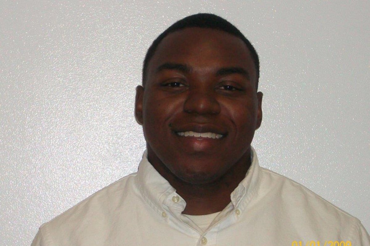 preloaded gallery image