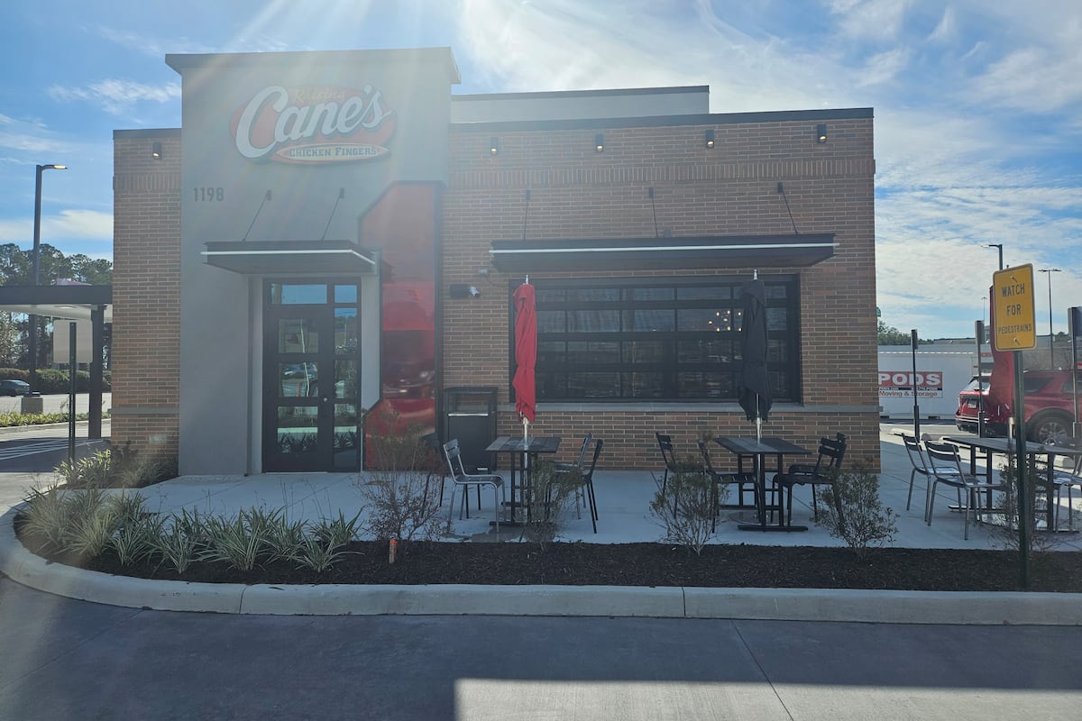 preloaded gallery image