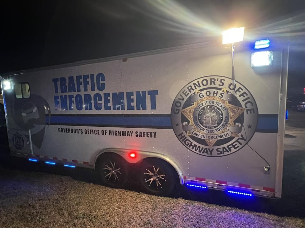 Crisp County Sheriff's Office hosts regional traffic enforcement meeting, road check