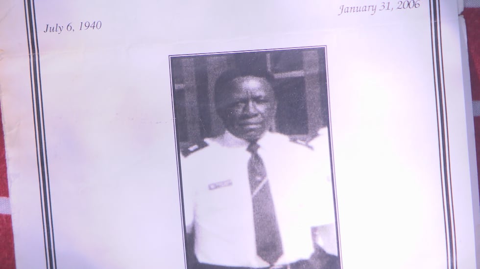 Family seeking answers 20 years after loved ones grave was never found