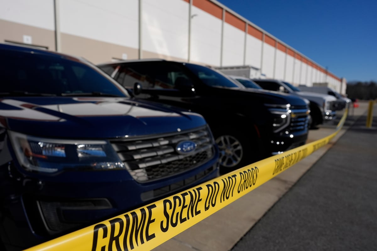 preloaded gallery image