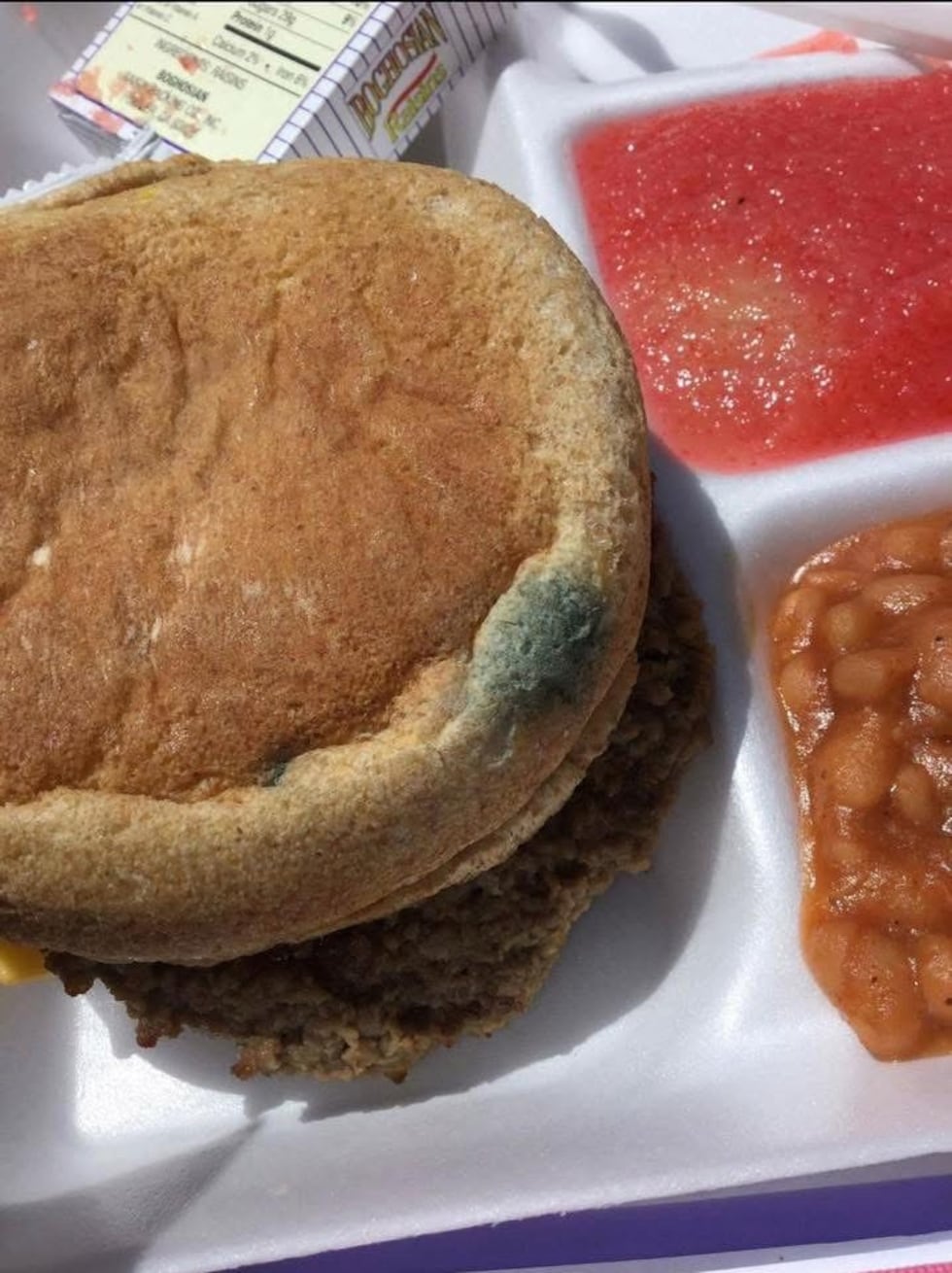 parents upset over bad meals served