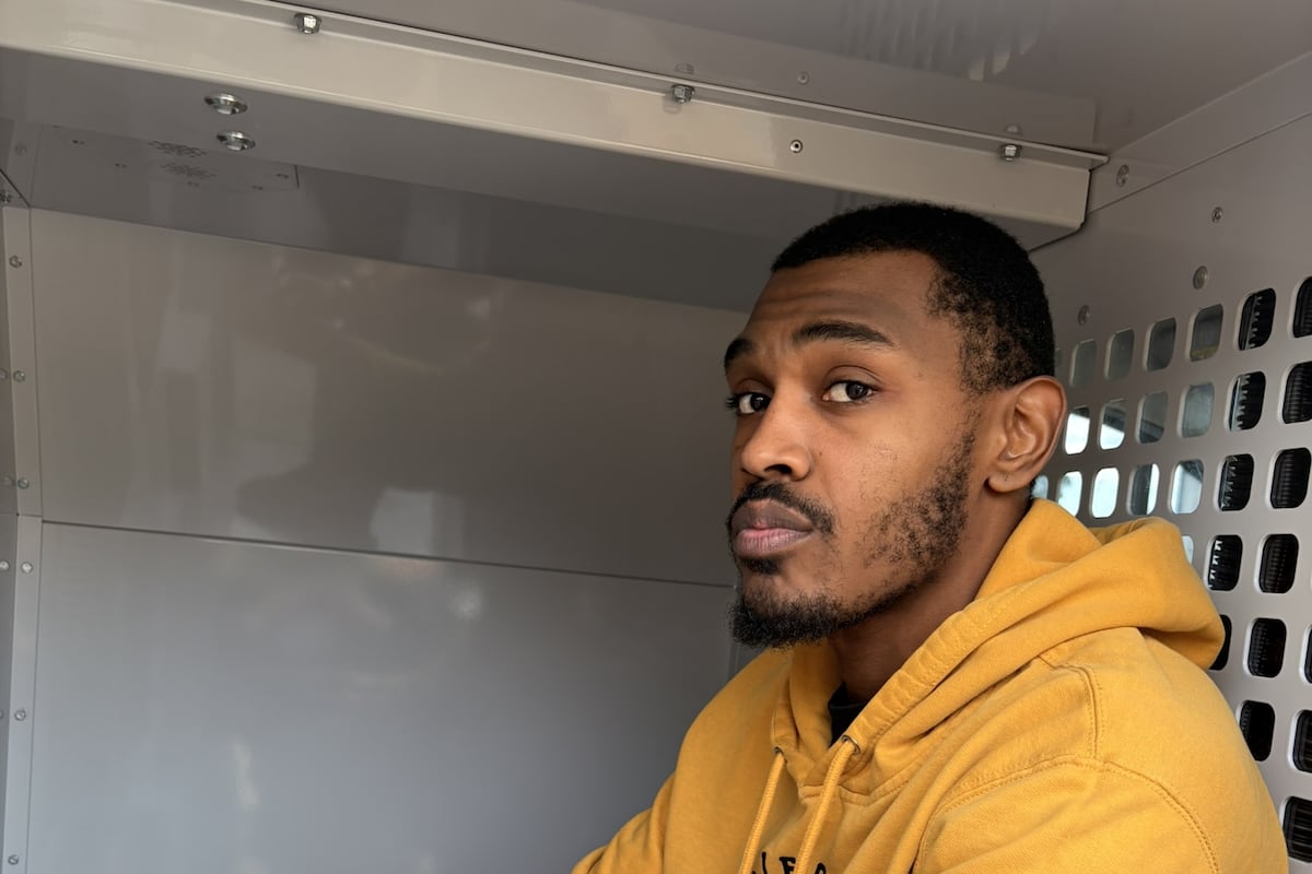 preloaded gallery image