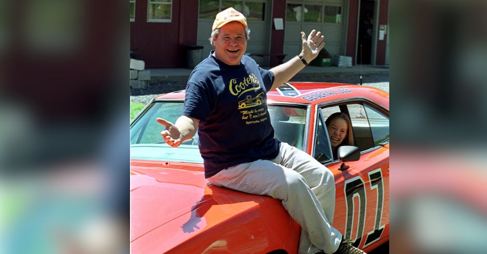 - Ben Jones, who played mechanic Cooter Davenport on the hit television show ‘The Dukes of...