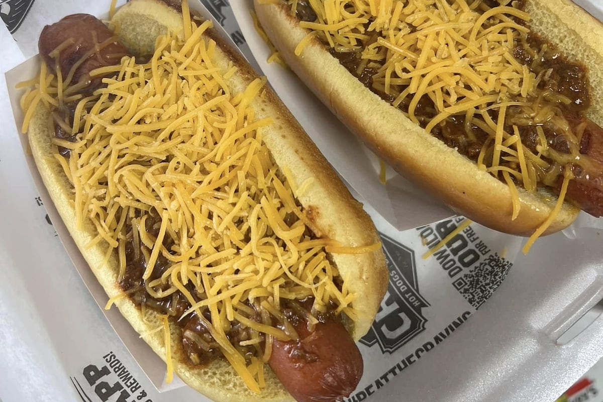 preloaded gallery image