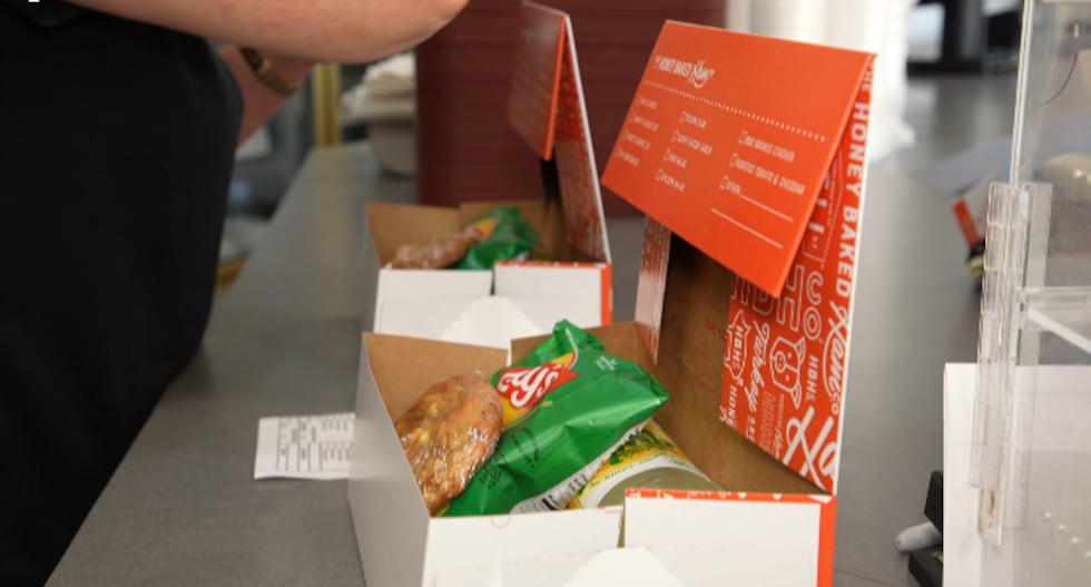 Honey Baked Ham gives away food