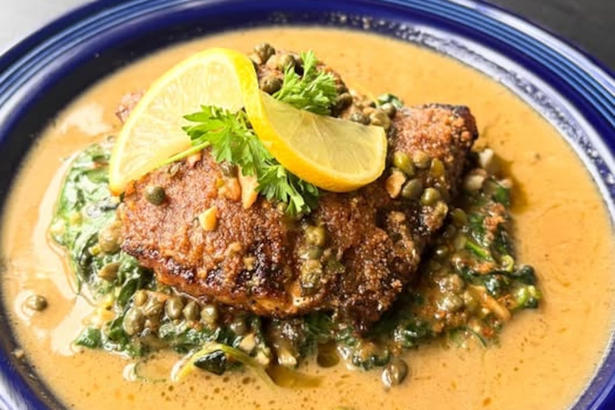 preloaded gallery image