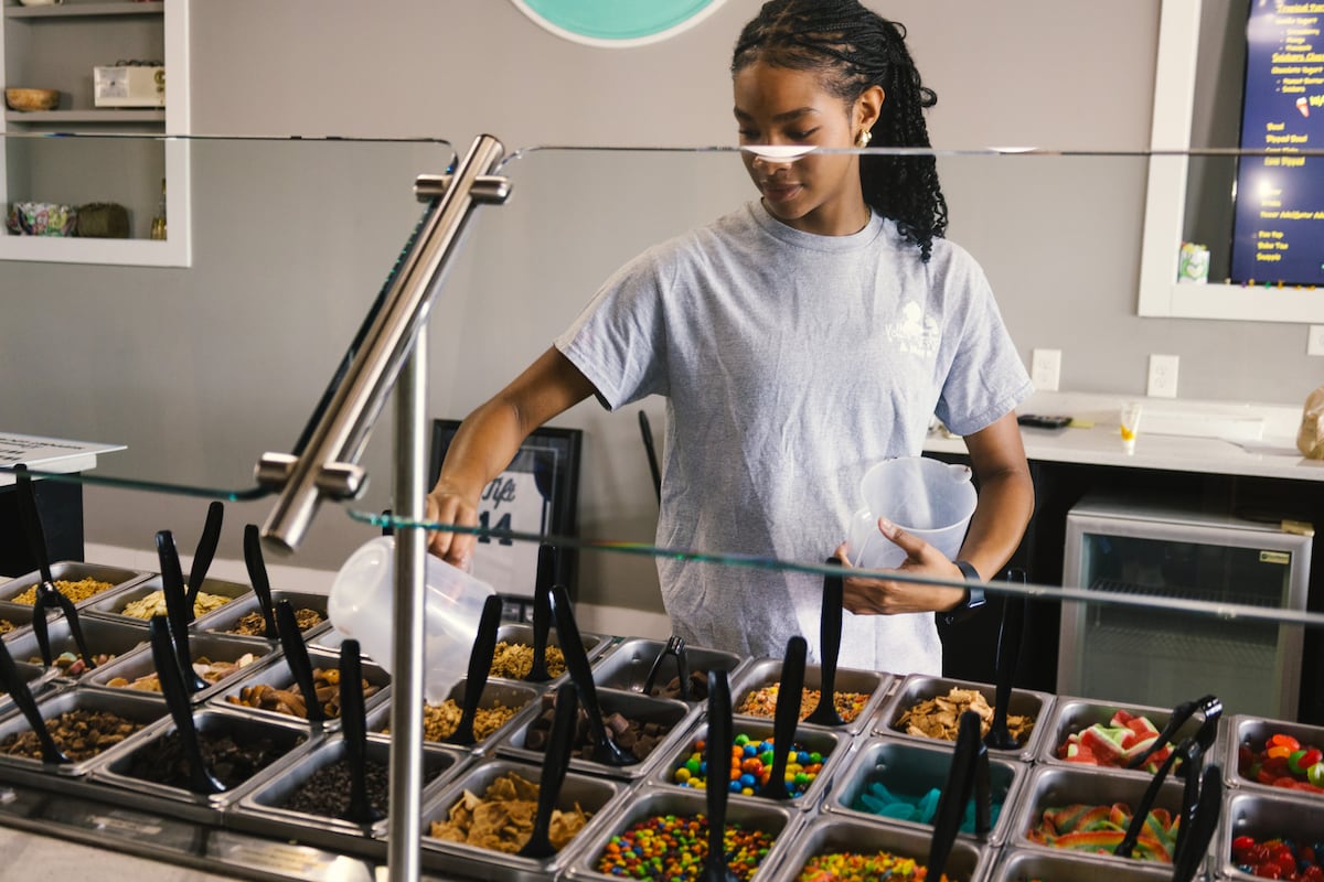 preloaded gallery image