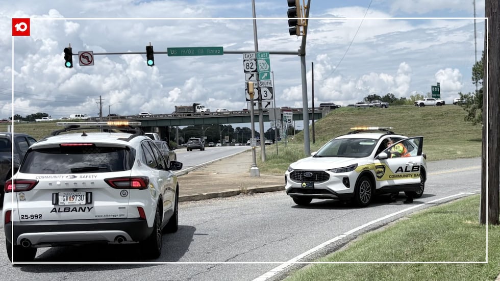 Albany community safety vehicle struck, causing Liberty Expressway closure