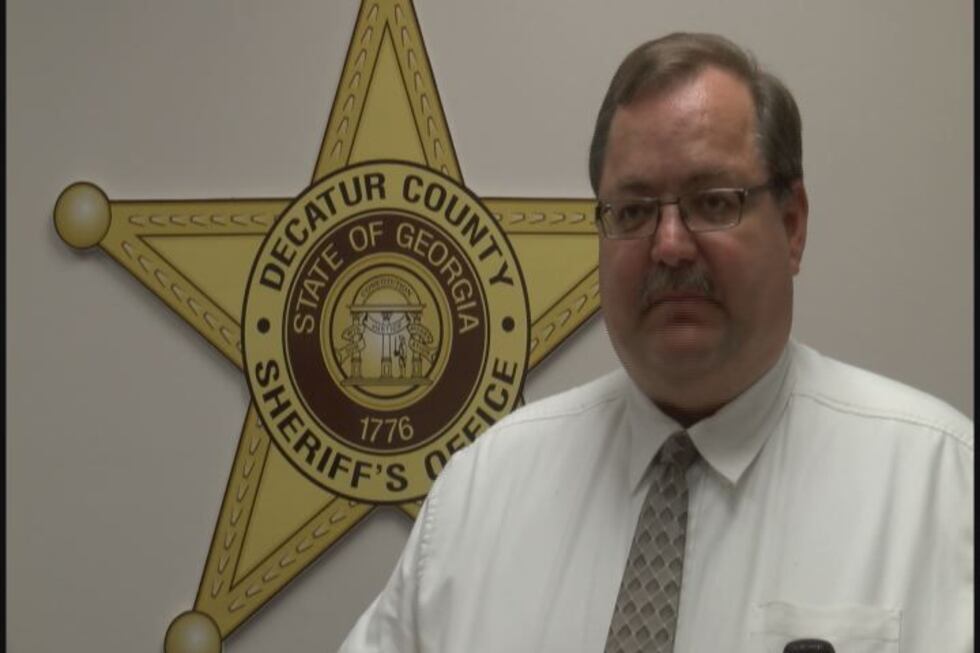 Decatur County deputies find suspects on the run