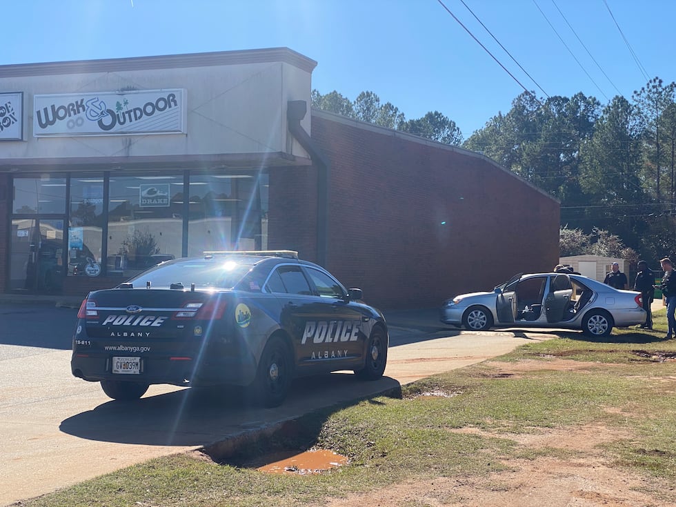 Lee County authorities and Albany police search for the suspect in Albany.