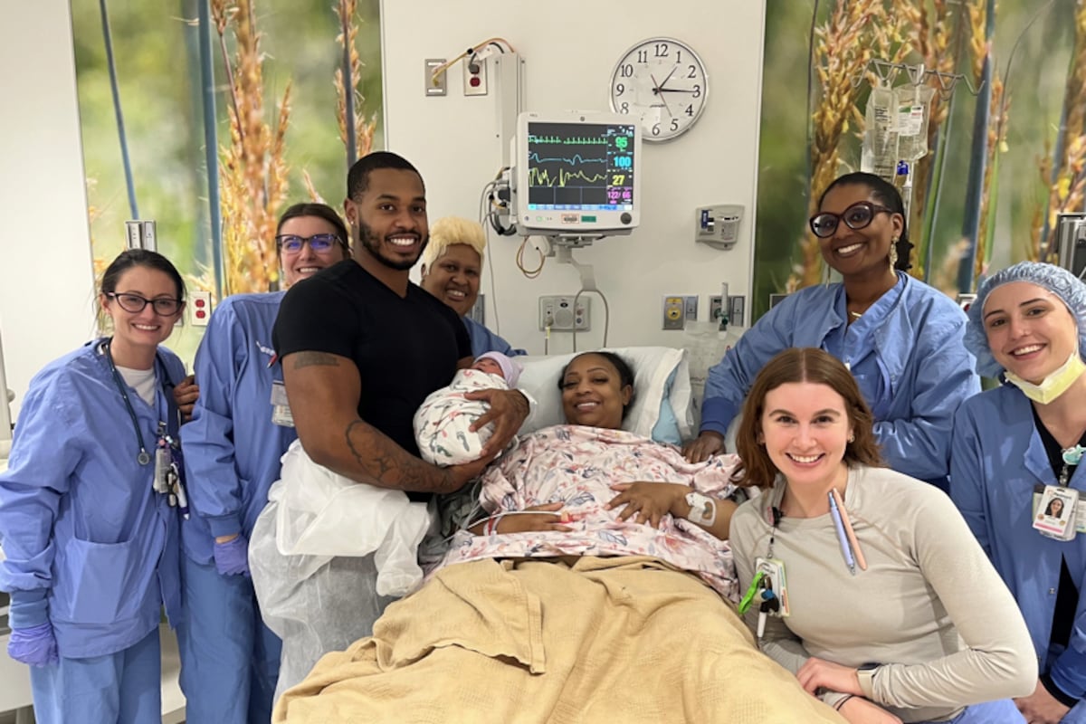 preloaded gallery image