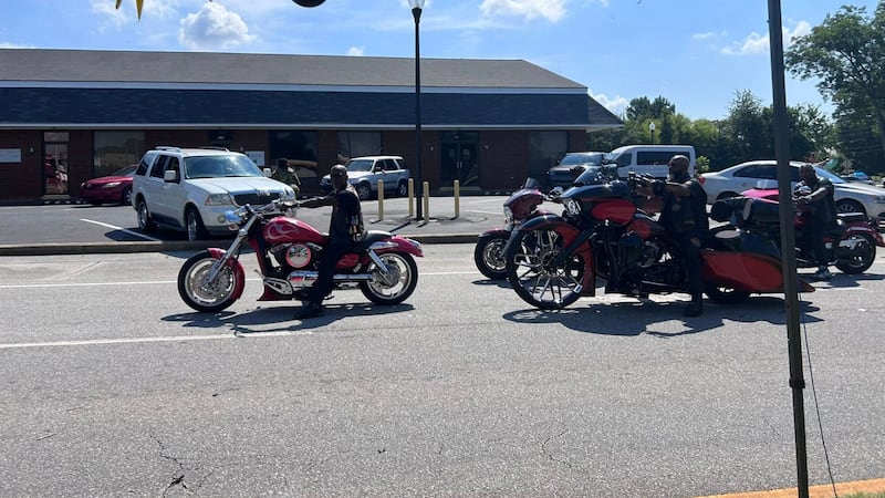 Lee County celebrates Juneteenth with parade through downtown