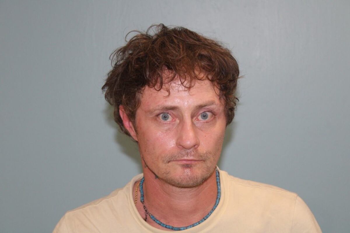 preloaded gallery image