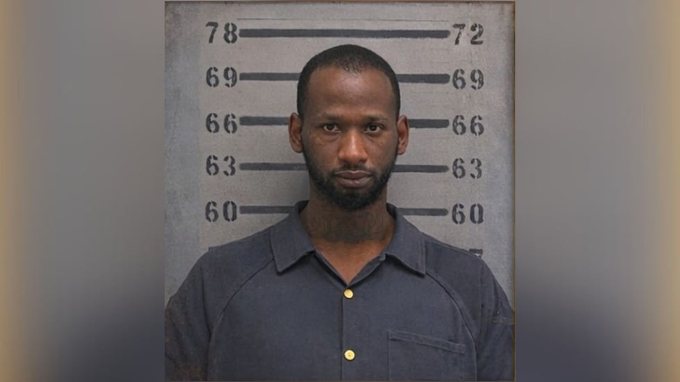 Demarquis Mikel Canidate was determined to be the suspect involved in a Lee County scam.