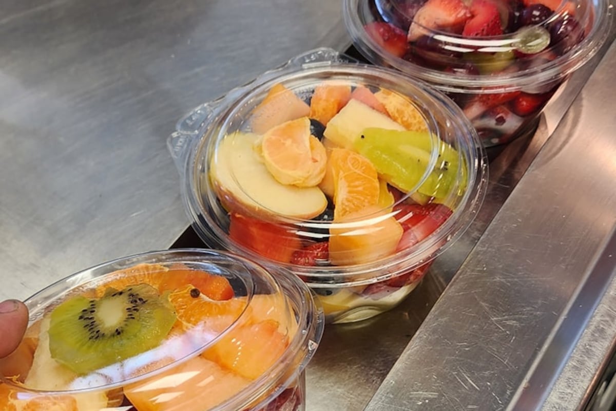 preloaded gallery image