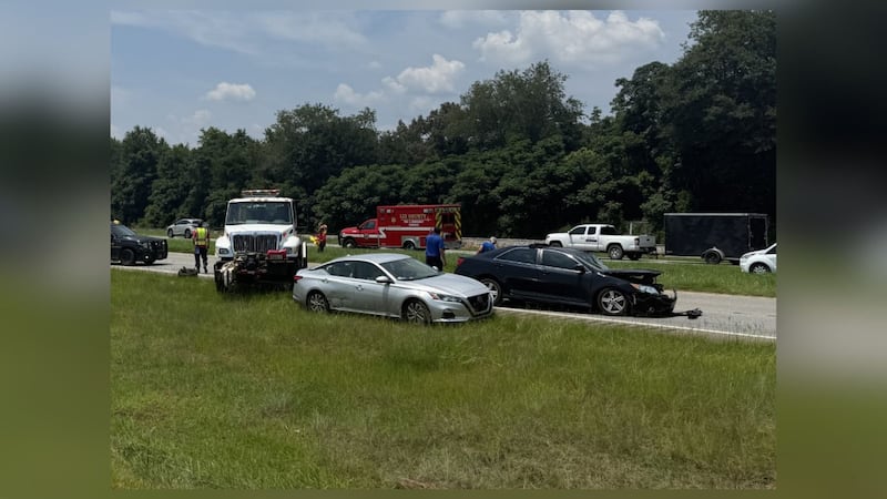 1 life flighted following accident on Hwy 82, GSP to investigate