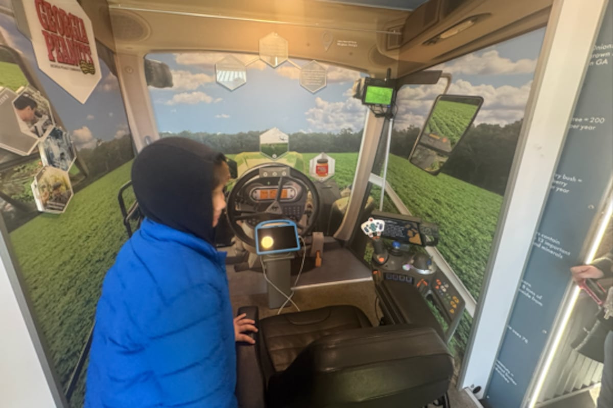 preloaded gallery image