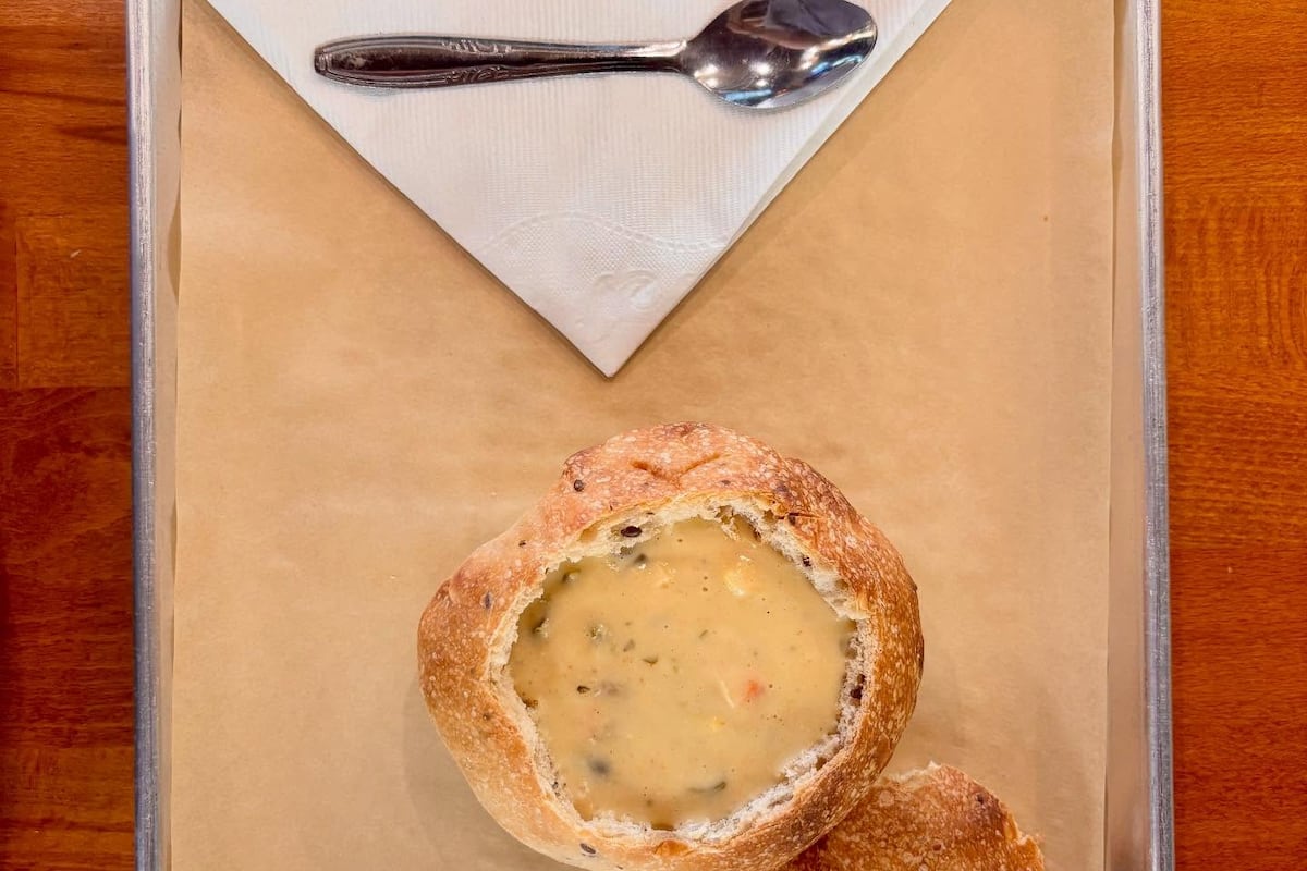 preloaded gallery image