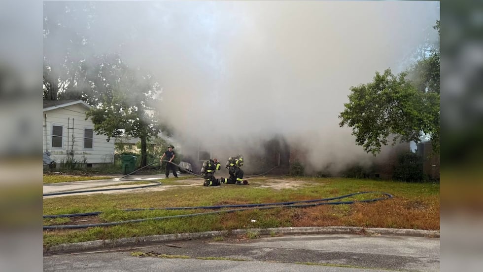 House fire reported in Valdosta