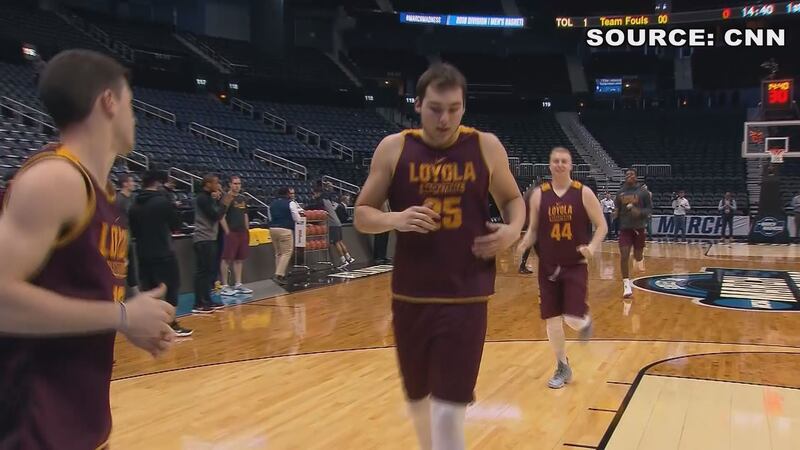 Loyola Chicago holding practice before the Sweet Sixteen
