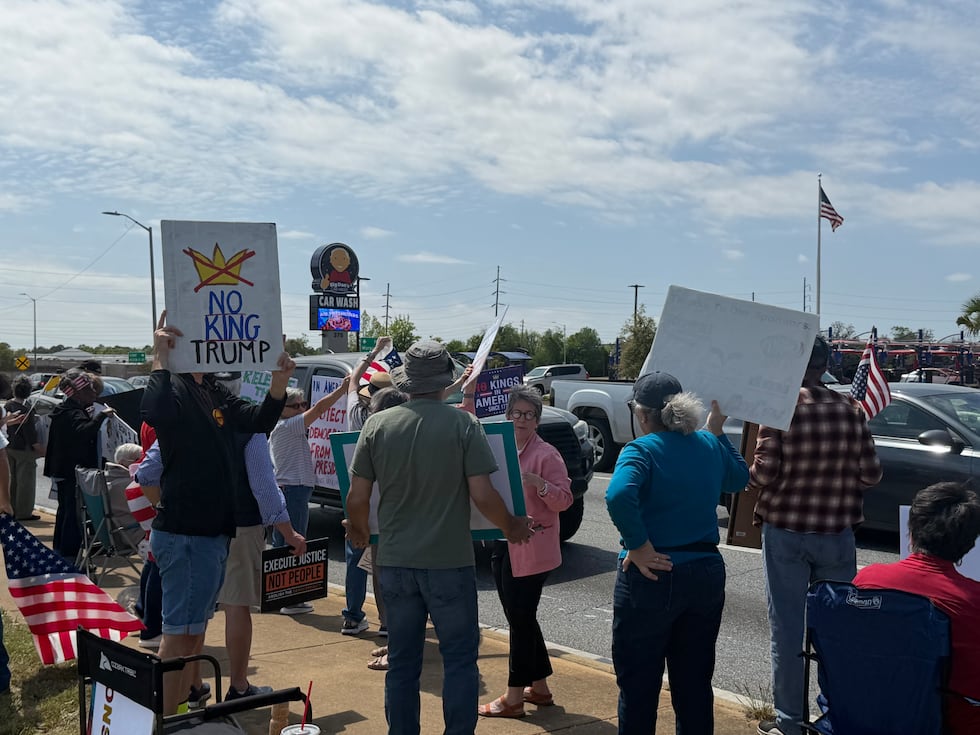 Local group to host ‘No Kings’ protest in Albany