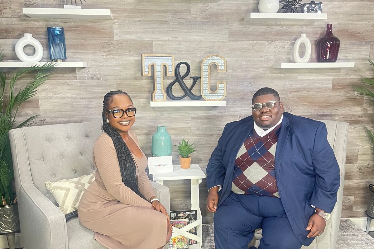 preloaded gallery image